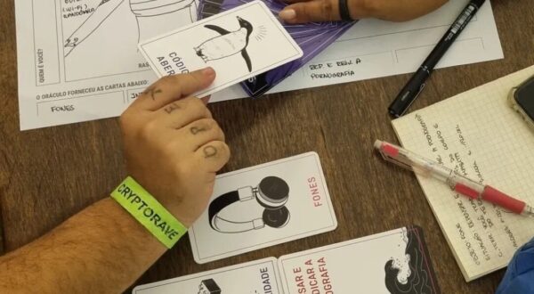 Oficina “Oráculo de Tecnologias Transfeministas: Imaginando novos futuros” na CryptoRave